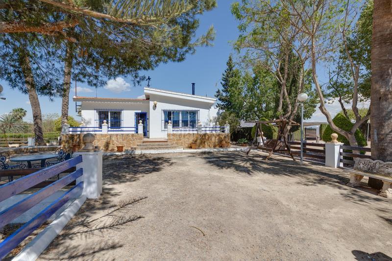 Foto df530929-d2c4-449b-825b-c6ed3de7bc1f. Chalet with parking in Molins - Campanete - San Bartolomé Orihuela