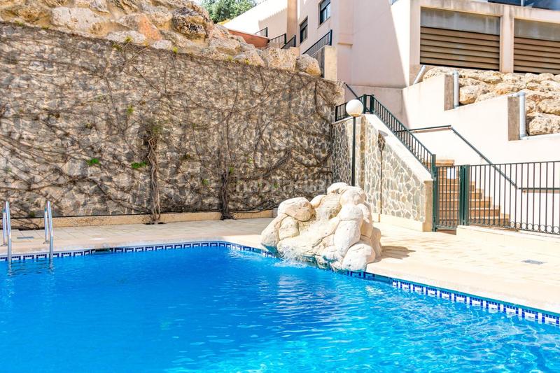 Foto 69d2308c-c3d3-4056-82a2-00d8a630b7a1. Apartamento en calle jacinto verdaguer-cmor 5 apartamento con piscina y garaje en Orihuela