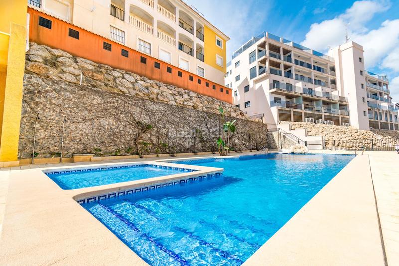 Foto 76ee53b2-b9d7-410c-b5ee-4e4a11aa754b. Apartamento en calle jacinto verdaguer-cmor 5 apartamento con piscina y garaje en Orihuela