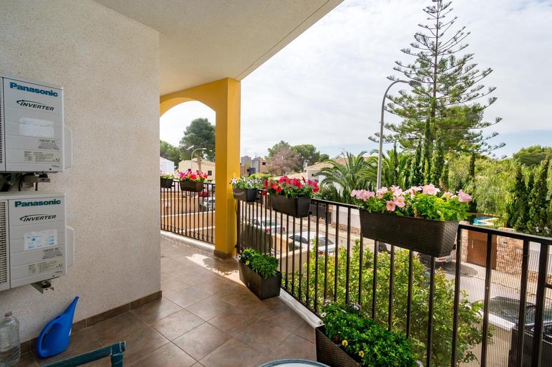 Foto c106524c-8943-4af0-b901-a770470c5890. Apartamento en calle jacinto verdaguer-cmor 5 apartamento con piscina y garaje en Orihuela