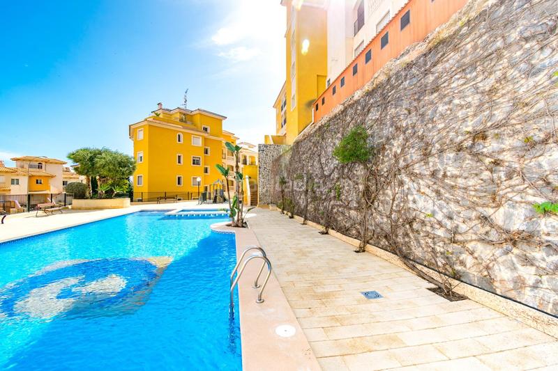 Foto d843f251-31ae-4702-a869-d13adf4b61f5. Apartamento en calle jacinto verdaguer-cmor 5 apartamento con piscina y garaje en Orihuela