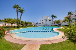 Reihenhaus en Ronda jose samper garcia 67. Chalet dplex en torre la mata