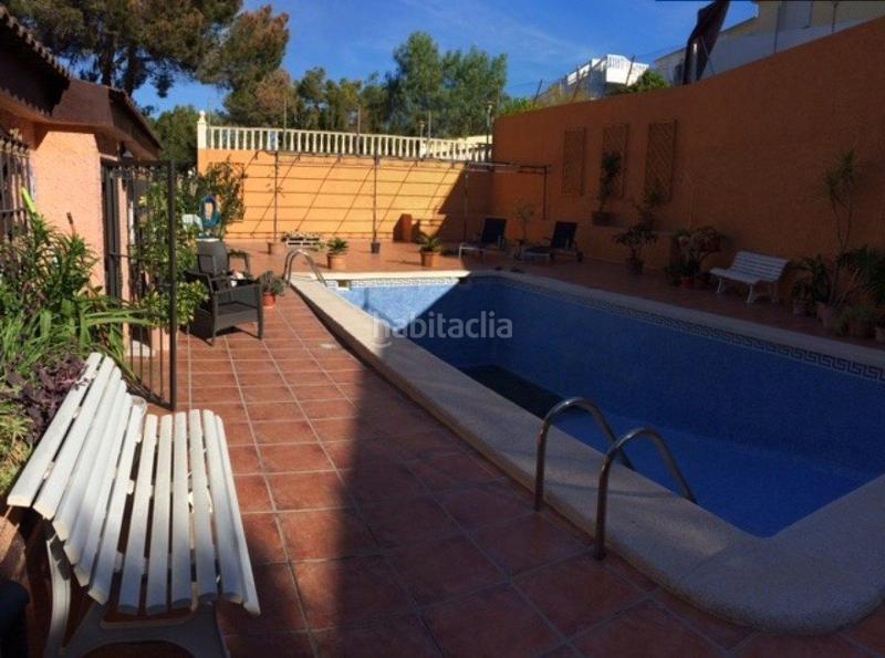 Foto 3f0cccb9-92a7-4133-a579-3737375f6f8e. Chalet in calle calle de asturias 1 in Los Balcones-Los Altos Torrevieja