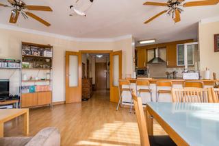 Apartament en Avenida doctor gregorio maraon 15. Gran apartamento en la playa del acequin