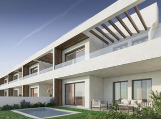 Maison à La Veleta. Bungalow de diseño junto al mar