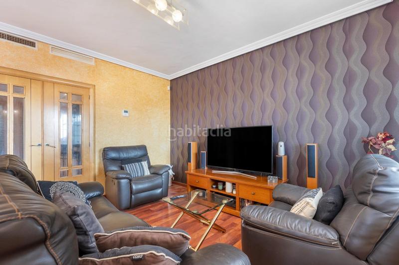 Foto c2ad1ee3-5965-4619-9d6e-fc902af6630d. Casa aparellada amb calefacció aparcament piscina a Torrevieja