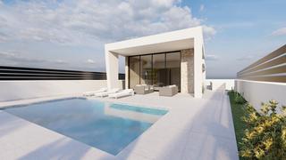 Chalet en Los Balcones-Los Altos. Chalets de obra nueva de una planta con piscina privada en torre