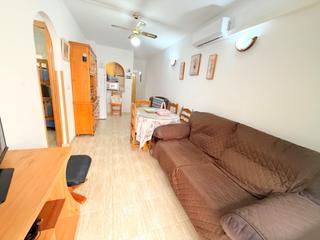 Apartament a Calle san pascual 235-c. Bonito apartamento centrico con piscina comunitaria y plaza de g