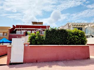 Haus in Aguas Nuevas. Bungalow bajo en  orihuela costa