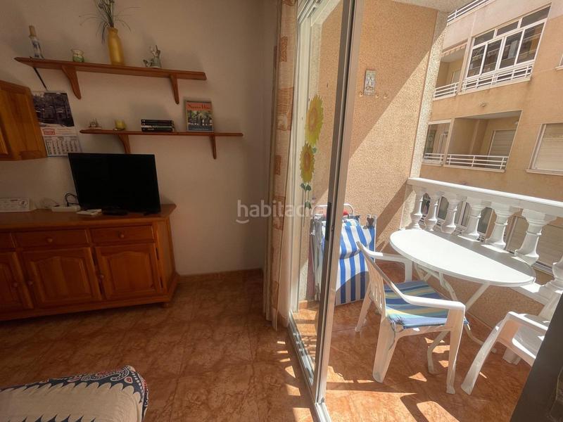 Foto b6ce44b0-2cc9-4a54-a2d7-89ecc9fb7abe. Appartement dans calle bella antonia 1 dans Antonio Machado Torrevieja