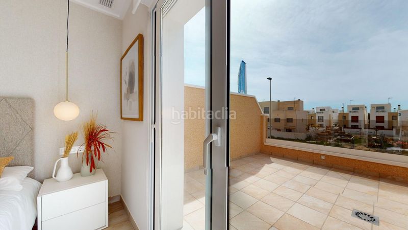 Foto e2c44bf7-ff72-4e18-b37e-876ea75161a7. Casa adosada exclusivo residencial de obra nueva , costa blanca en Pilar de la Horadada