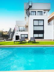Casa aparellada a Algorfa. Pareados de obra nueva en la finca golf