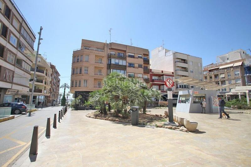 Foto 4bde6911-a41e-476c-80aa-5b8e087b5361. Edificio in calle clemente gosalvez 5 in Centro - Muelle Pesquero Torrevieja