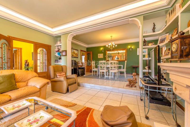 Foto cc98998a-f7d8-42fc-be5d-bb6a7465e690. Chalet avec chauffage parking piscine dans Cañada del Molino Torrevieja