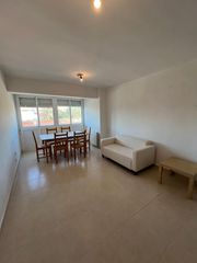 Apartament a Zona los Frutales. Coqueto apartamento de 3 dormitorios a tan solo 100m del mar!!!