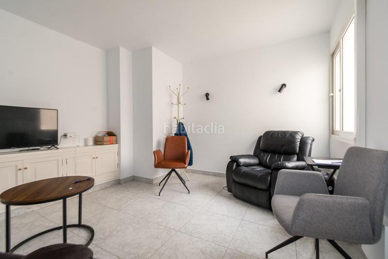 Foto 42640278-9f33-4ee6-a685-77fd3c1ca23c. Local comercial oportunidad para inversores en pleno centro ! en Torrevieja
