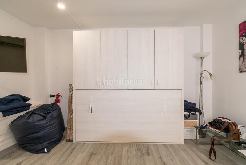 Foto fd18b04f-7e9c-40b9-93f6-65c917f4b591. Local comercial oportunidad para inversores en pleno centro ! en Torrevieja