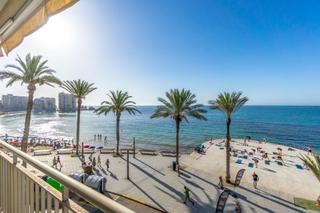 Apartamento en Ramon y cajal 75. Apartamento en primera línea en la playa del cura a la venta