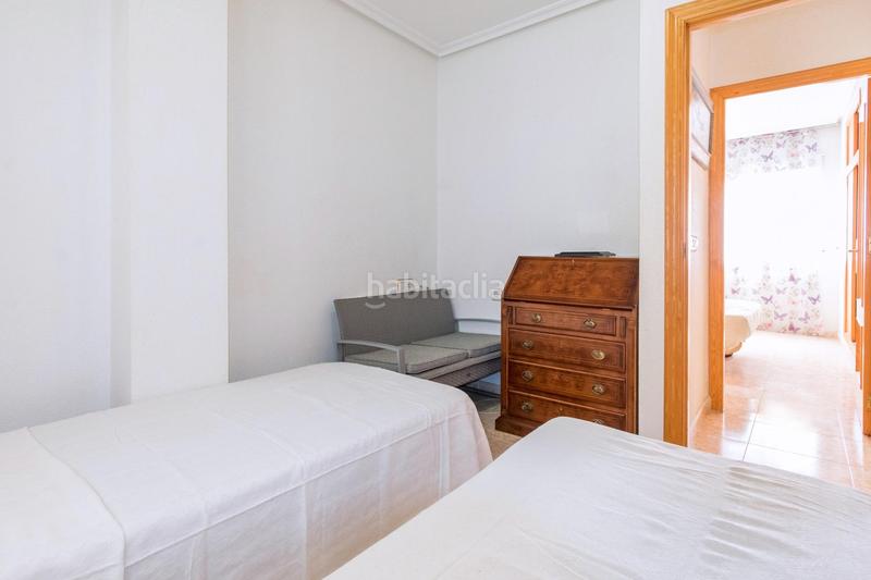 Foto 4c1fdf2a-ce3b-41f9-b0d9-a4ebe93e1a3a. Apartamento en calle san emigdio 27 luminoso apartamento de 2 dormitorios con terraza orientada al sureste en Torrevieja