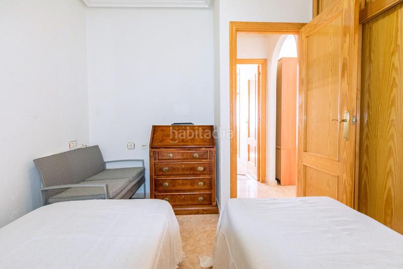 Foto 954db055-be59-4c70-8cf4-ea768b32fe93. Apartamento en calle san emigdio 27 luminoso apartamento de 2 dormitorios con terraza orientada al sureste en Torrevieja