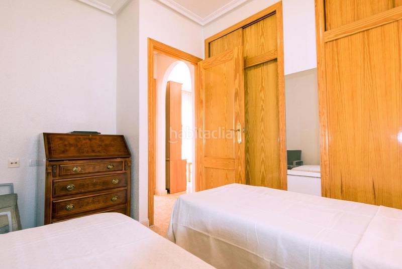 Foto b31459e5-382d-472b-a089-4522e96d0cd3. Apartamento en calle san emigdio 27 luminoso apartamento de 2 dormitorios con terraza orientada al sureste en Torrevieja