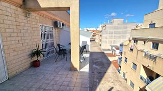 Àtic a Calle apolo 67. Ático con licencia turística en el centro de torrevieja!