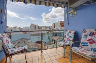 Apartament  Calle joaquin chapaprieta. Venta de apartamento céntrico en torrevieja para entrar a vivir