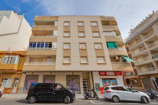 Appartement  Calle caballero rodas. Apartamento de 2 dormitorios a 200m de la playa del cura en torr
