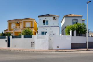 Chalet à Aguas Nuevas. Villa en aguas nuevas con vistas al mar