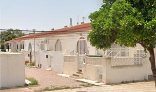 Casa in Zona Carrefour - Urbanizaciones. Bungalow a la venta en la zona de la siesta