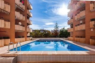 Appartement en Zona Playa del Cura. Apartamento a tan solo 200m de la playa del cura y paseo martim