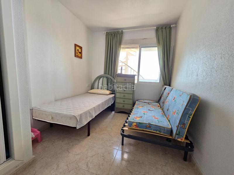 Foto 06cc50fd-480f-49c0-a049-3d8ef37754e9. Ático en calle calle perseo !vistas panorámicas al mar, garaje, trastero, solarium privado!... piscina común. en Torrevieja