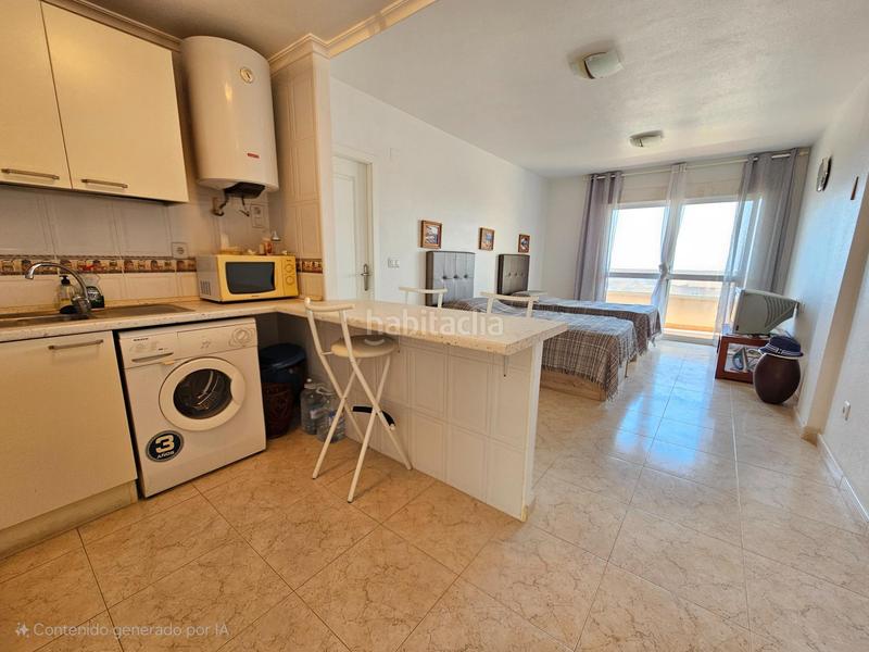 Foto 64a53e2f-f4a7-4394-a58b-82b17cbe5ef6. Ático en calle calle perseo !vistas panorámicas al mar, garaje, trastero, solarium privado!... piscina común. en Torrevieja