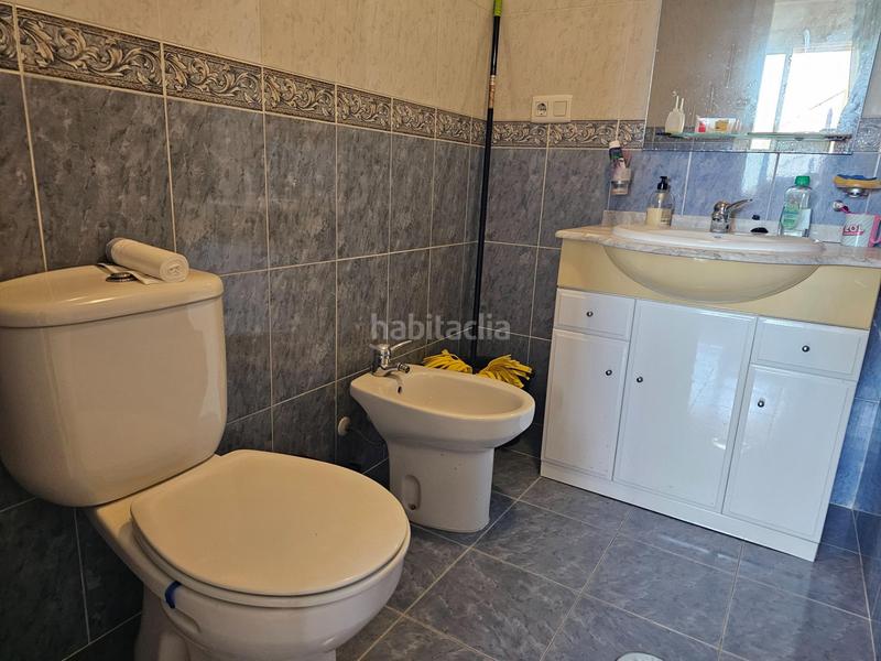 Foto 82378f48-45e8-4e98-b56c-1b78330965f3. Ático en calle calle perseo !vistas panorámicas al mar, garaje, trastero, solarium privado!... piscina común. en Torrevieja