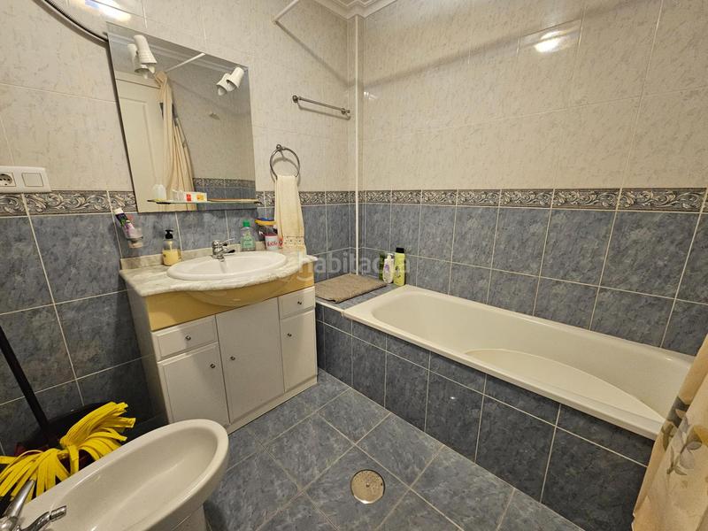 Foto a01ca496-edf2-4f95-a2e3-05db75ea76b3. Ático en calle calle perseo !vistas panorámicas al mar, garaje, trastero, solarium privado!... piscina común. en Torrevieja