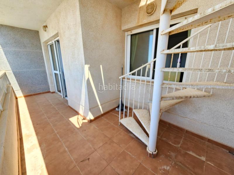 Foto c5b6e15e-c217-47fb-86fa-fab9bad8636a. Ático en calle calle perseo !vistas panorámicas al mar, garaje, trastero, solarium privado!... piscina común. en Torrevieja