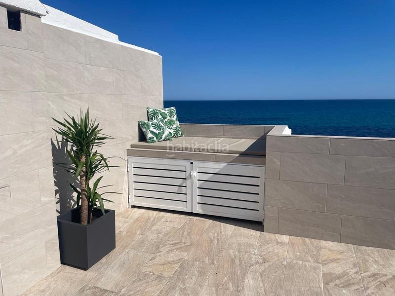 Foto 298ae9e1-dadc-43c6-b0a0-8387fb136ae2. Casa primerisima linea en cala del moro en Miramar - Torre del Moro Torrevieja
