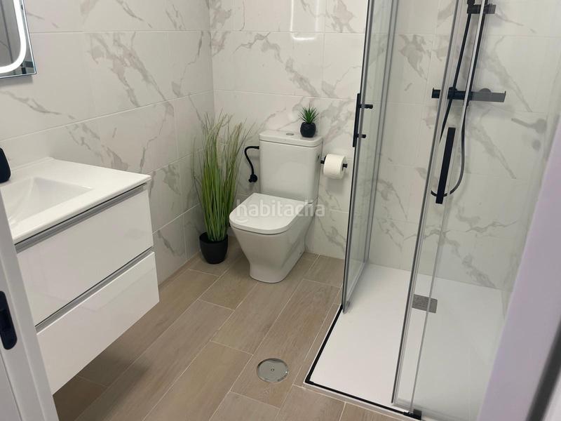 Foto 41b770f9-91f2-47ca-bdb0-bac38468862f. Casa primerisima linea en cala del moro en Miramar - Torre del Moro Torrevieja