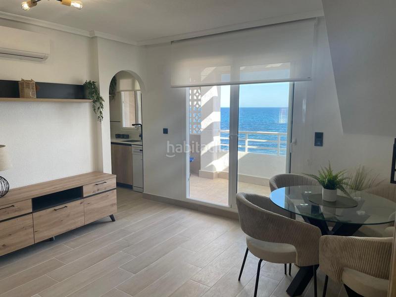 Foto 643b1642-42a3-4e70-9a5c-3b0c3f5e33f1. Casa primerisima linea en cala del moro en Miramar - Torre del Moro Torrevieja