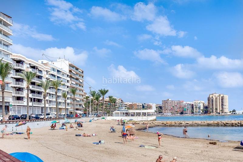 Foto fb6cc238-2e8d-4526-9db9-e2c524d49e8d. Apartamento  de 2 dormitorios con vistas laterales al mar a 200m de la playa en Torrevieja