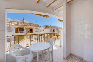 Haus in Zona Carrefour - Urbanizaciones. Bungalow planta alta en venta en torrevieja
