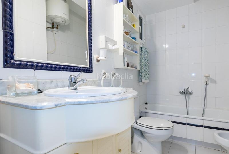 Foto 294d2260-4412-40f6-bd76-0b0bc4d974f6. Apartment in jose martinez ruiz-azorin 1 in Centro - Muelle Pesquero Torrevieja