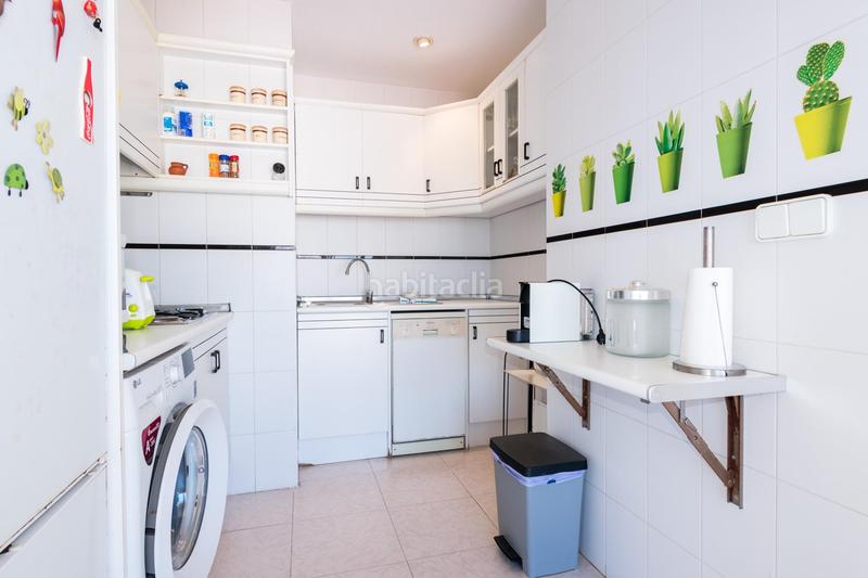 Foto 324787da-38b6-42e9-9a9d-abe3e130aa5e. Apartment in jose martinez ruiz-azorin 1 in Centro - Muelle Pesquero Torrevieja