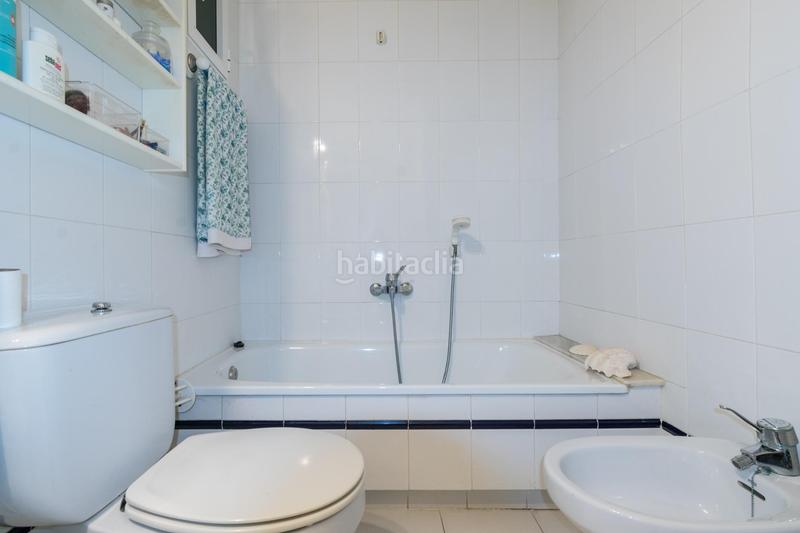 Foto 7778a9a5-0a4e-4ae8-852c-b3285304bedf. Apartment in jose martinez ruiz-azorin 1 in Centro - Muelle Pesquero Torrevieja