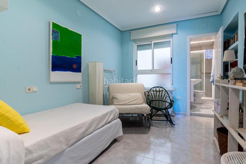 Foto 9b025c8f-421d-4631-9a9f-4b1c77e6c323. Apartment in jose martinez ruiz-azorin 1 in Centro - Muelle Pesquero Torrevieja