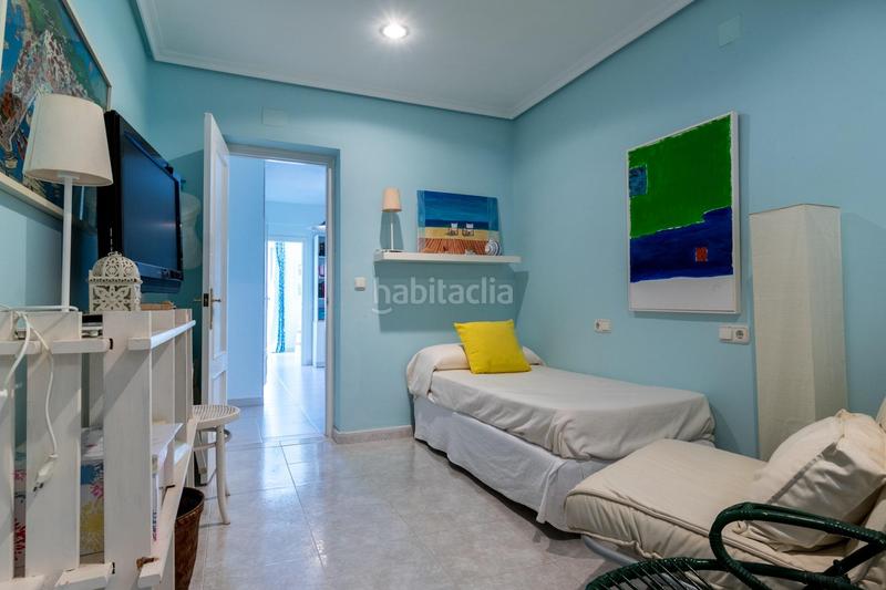 Foto f8319137-87fc-4389-b5d8-beef5507100e. Apartment in jose martinez ruiz-azorin 1 in Centro - Muelle Pesquero Torrevieja
