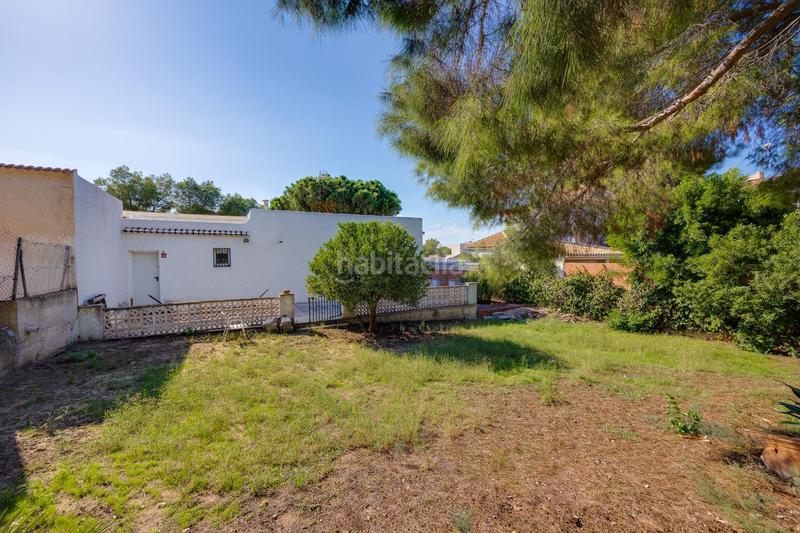 Foto 28bf9f89-eb20-48f5-8f7b-c354fd937cac. Chalet con parcheggio in Los Balcones-Los Altos Torrevieja