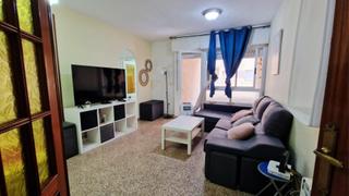 Pis  Calle del mar báltico. Acogedor apartamento a 200 m de la playa, ideal para vivir o inv