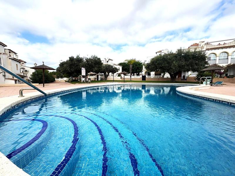 Foto 8c720959-1091-44ce-8ec4-60359010f047. Maison avec chauffage piscine dans Villamartín-Las Filipinas Orihuela