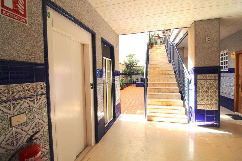 Foto d6c3823c-46a8-4b2d-b03c-d726f81037a7. Piccolo appartamento in calle loma la 80 in Avenida Habaneras - Curva de Palangre Torrevieja